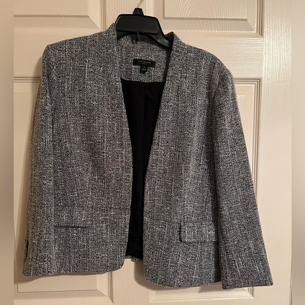 Ann Taylor 16 PETITE
